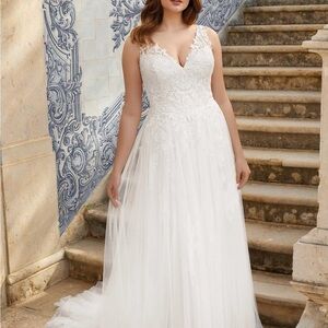 Sincerity Bridal Wedding Dress